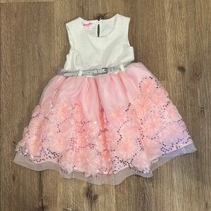 NWOT Nannette White and Pink Formal Little Girls Dress